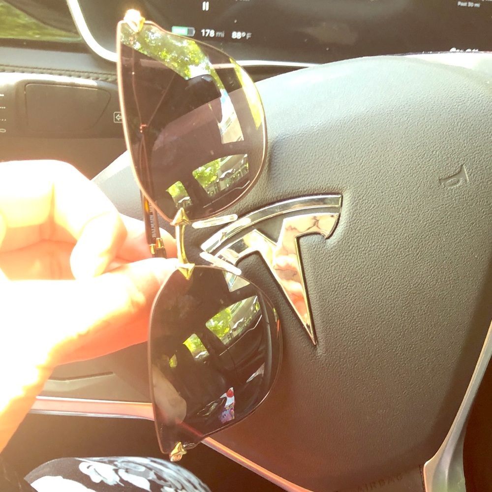 Balmain cat eye frameless sunglasses